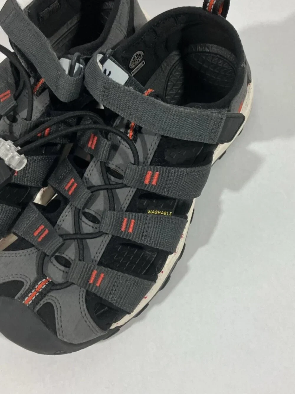 Keen Newport H2 Gray Red Size 4 Waterproof Closed Toe Sandals